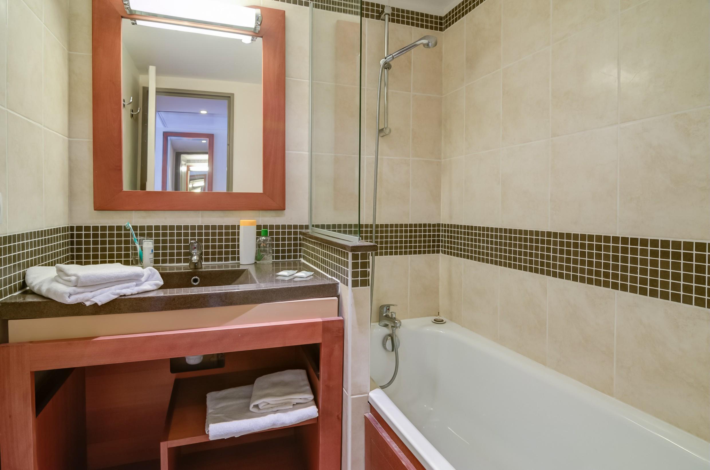 Sowell Hotels Ardeche Grospierres Luaran gambar