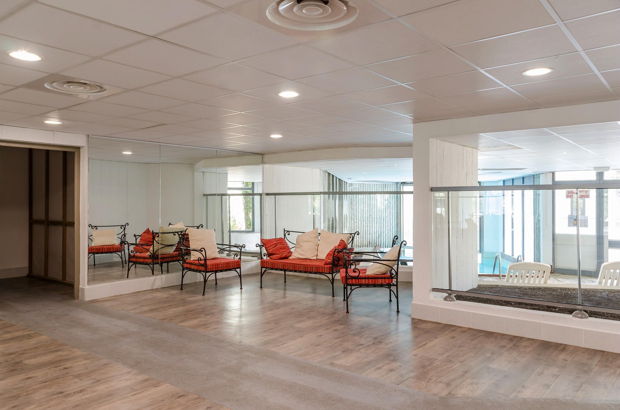 Sowell Hotels Ardeche Grospierres Luaran gambar